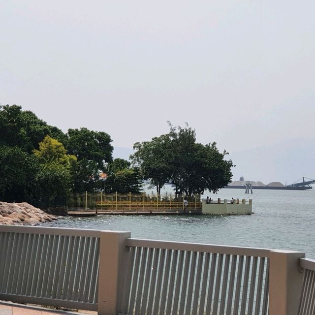 躉船景的泳灘
