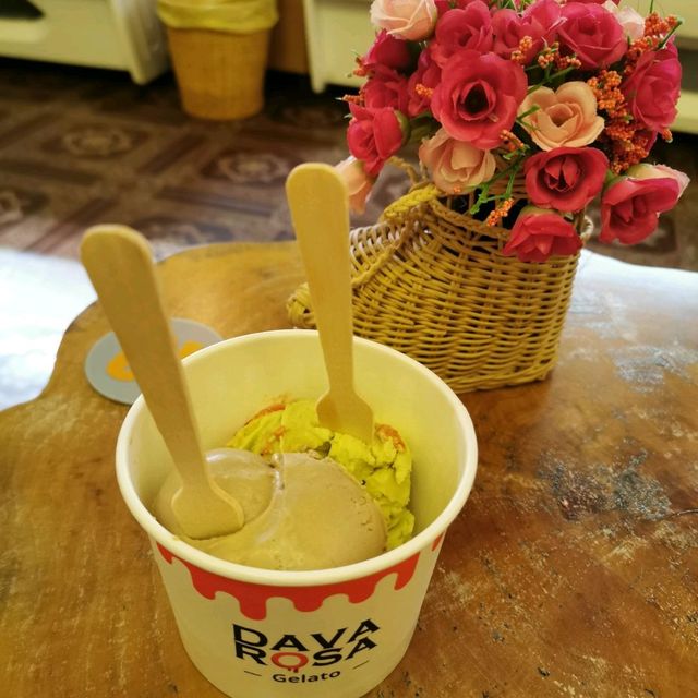 chill and have gelato at hoi an