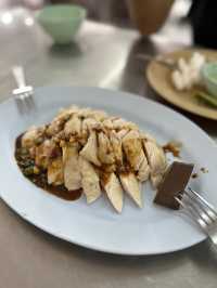 【曼谷紅大哥水門雞飯】記得係桃紅色嗰間！
