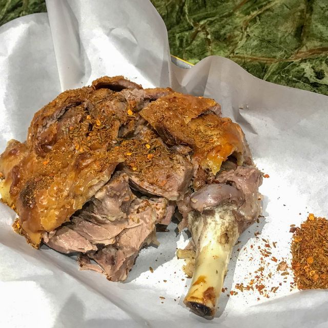 要預訂才能吃到的烤羊腿