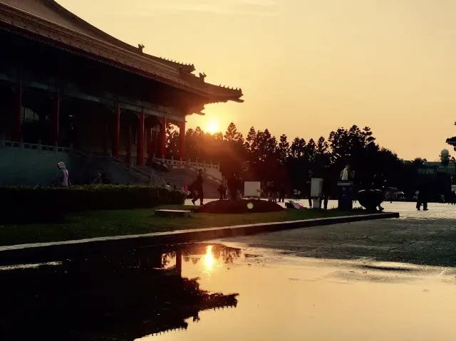 台北中正紀念堂～午後散步休閒運動的好去處