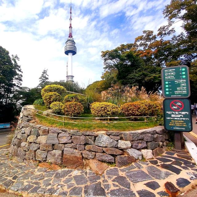 N Seoul Tower (Namsan Observatory Tower)
