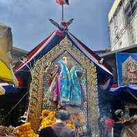 ปีใหม่นี้ มามูกันนนที่ศาลพระพิฆเนศ สี่เเยกห้วยขวาง