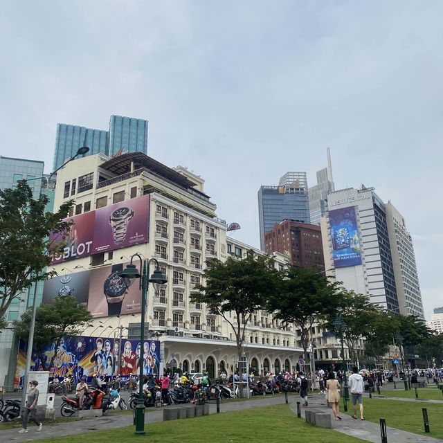 Saigon River Bank 