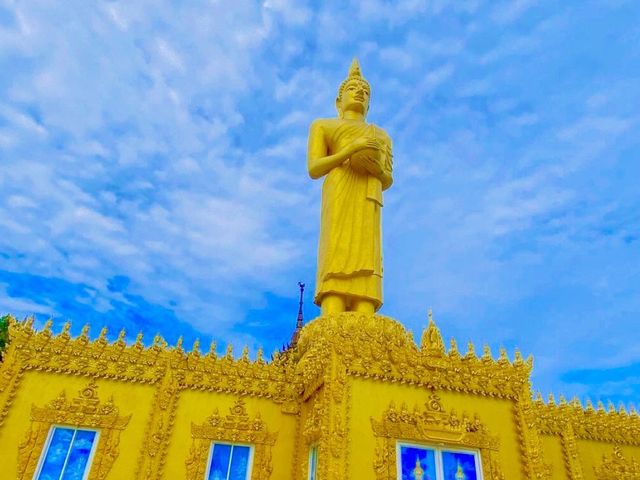 วัดปากน้ำโจ้โล้ วัดริมแม่น้ำบางปะกง