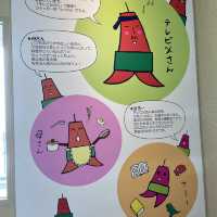 階段でチケット売場へ