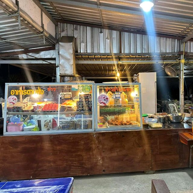 ร้านเจ๊เล็ก-ไก่มะระอาหารตามสั่ง​ เมืองสิงห์