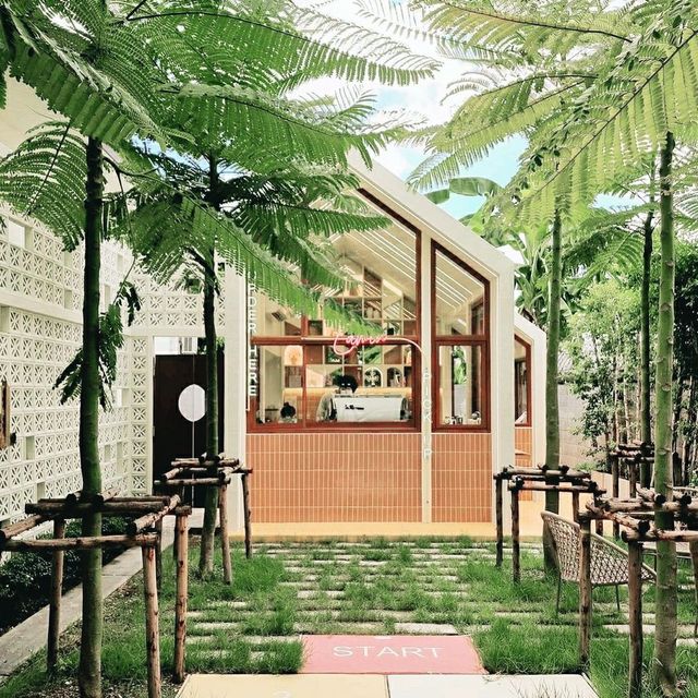 Chonor Cafe, Shanghai