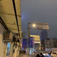 중국 상하이에 사람 많은 핫플은? "인민광장"