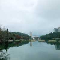 煙雨濛濛日月潭