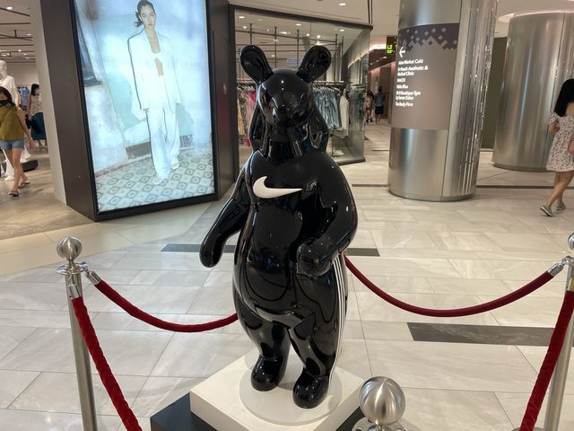 Shopping mall art