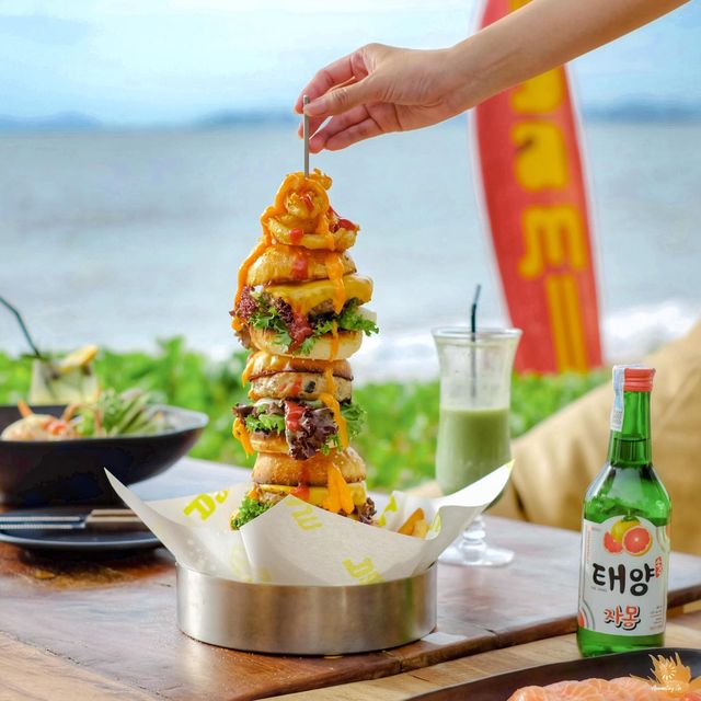 ชิลล์เอาท์พัทยา! บีชคาเฟ่ริมหาดกระทิงลาย สวยมาก