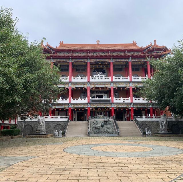 八卦山大佛風景區 🖌 莊嚴神聖又熱鬧的景象