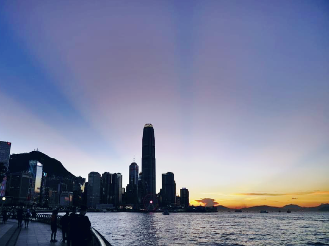 灣仔海旁睇日落