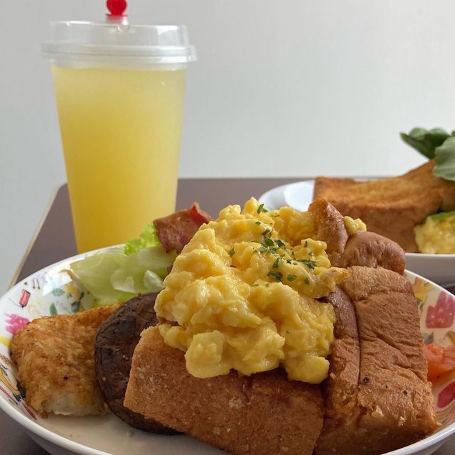 Toasting一周年神秘驚喜 Toasting一周年神秘驚喜