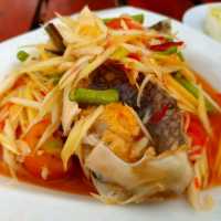 ร้านอาหารอร่อยบรรยากาศ​ดี​ มีกิจกรรม​พร้อม