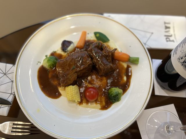 豐富房間晚餐in-room dining💕