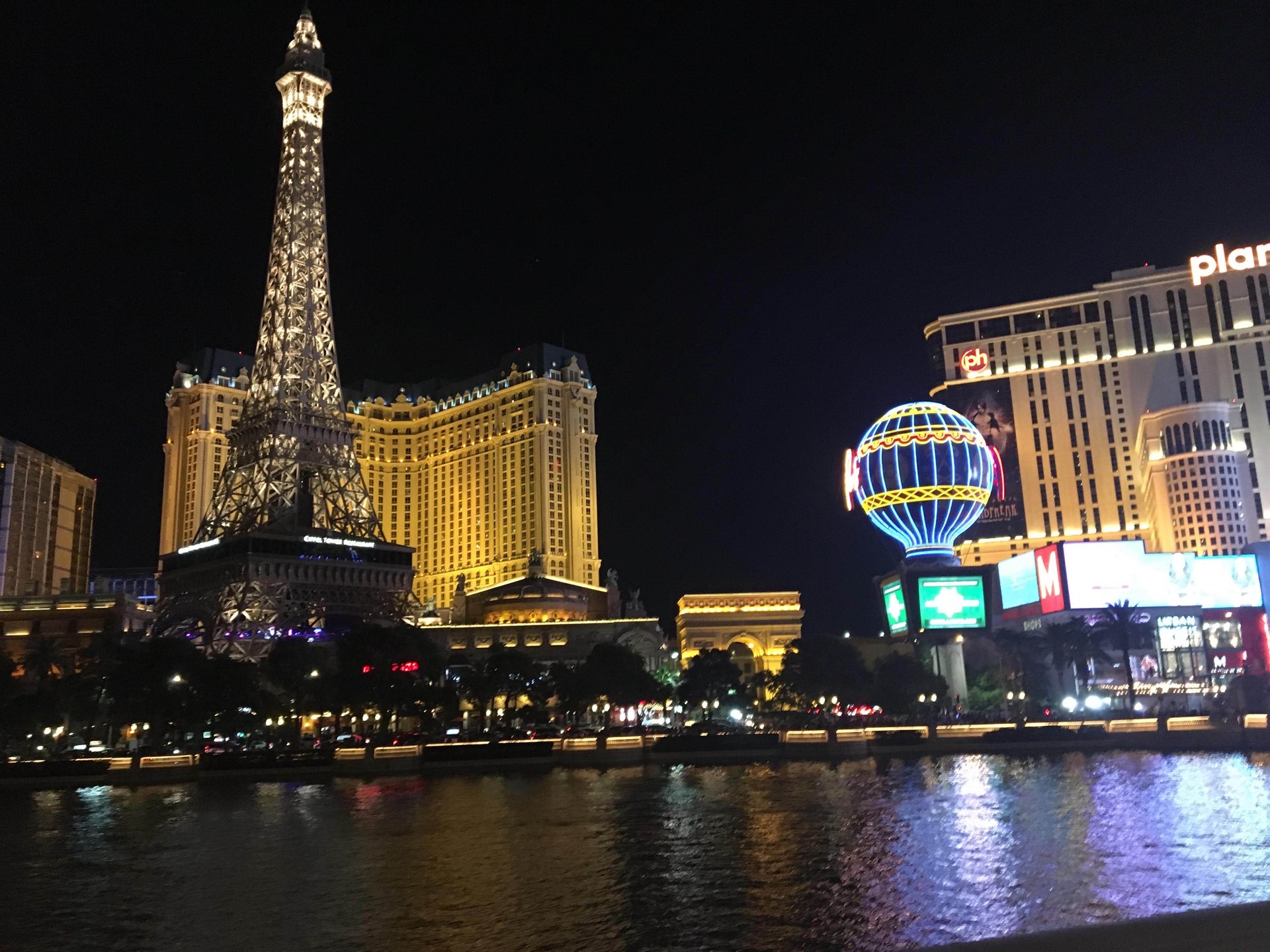 煌びゆく街並み アメリカ ラスベガスの夜景が綺麗すぎた Trip Com ラスベガスの旅のブログ