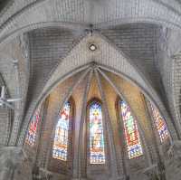 โบสถ์หินที่สวยงามของญาจาง