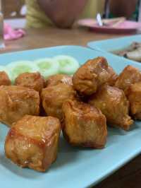 ชิมผัดดอกนานกิงแห้งอบซอสอร่อยที่พะเยา