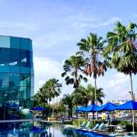 Infinity pool at One Marina Sentosa Cove