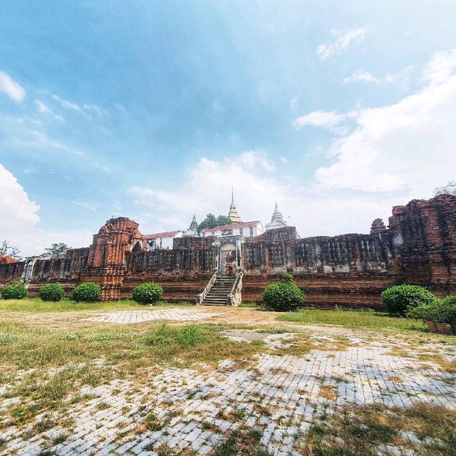 โบราณสถาน ที่ไม่ควรพลาด