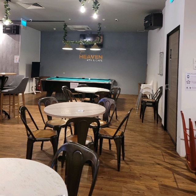 7th Heaven KTV and Cafe