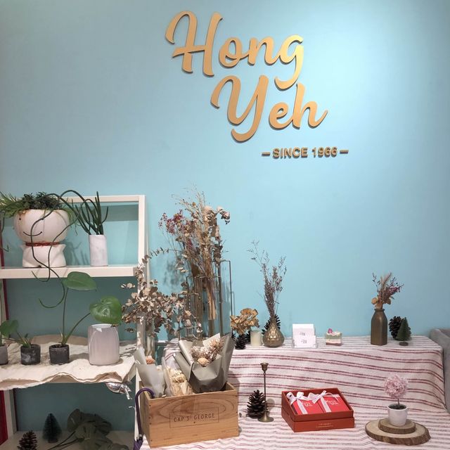 超好吃的鮮奶油蛋糕🎂現在也有實體店面可用餐