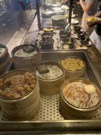 Eating in real Farmhouse break buffet cool env