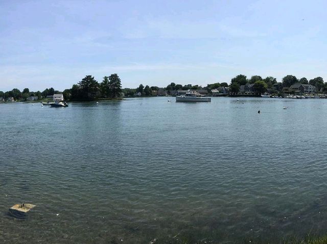 Peirce Island