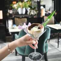 พาไปจิบชา กิน Afternoon Tea กันแบบสวยๆ