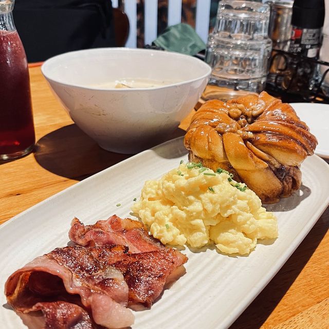臺中探店 早午餐 SECOND FLOOR CAFE 貳樓公益店