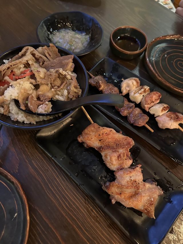 태국 방콕 아속역 근처 이자카야 🍢🍤🍜🍺