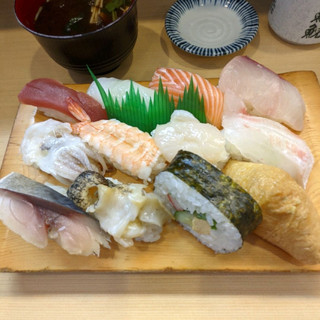 裡難波吃壽司 - Degozaru no Maki