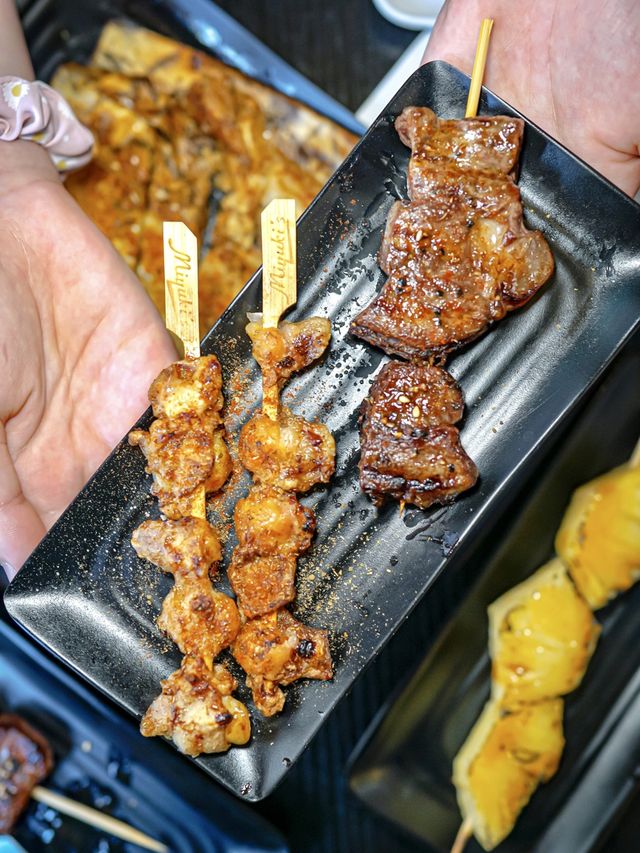 黯然燒魂食串燒，海鮮砂鍋粥必叫