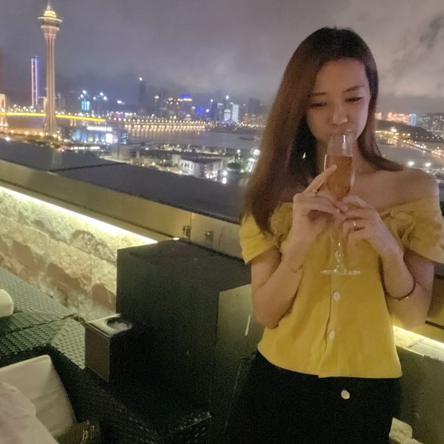 可以欣賞到澳門夜景的餐