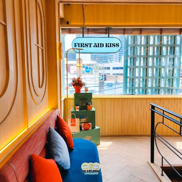 💊❤️คาเฟ่ลับในร้านยา 💋First Aid Kiss Cafe&Bar