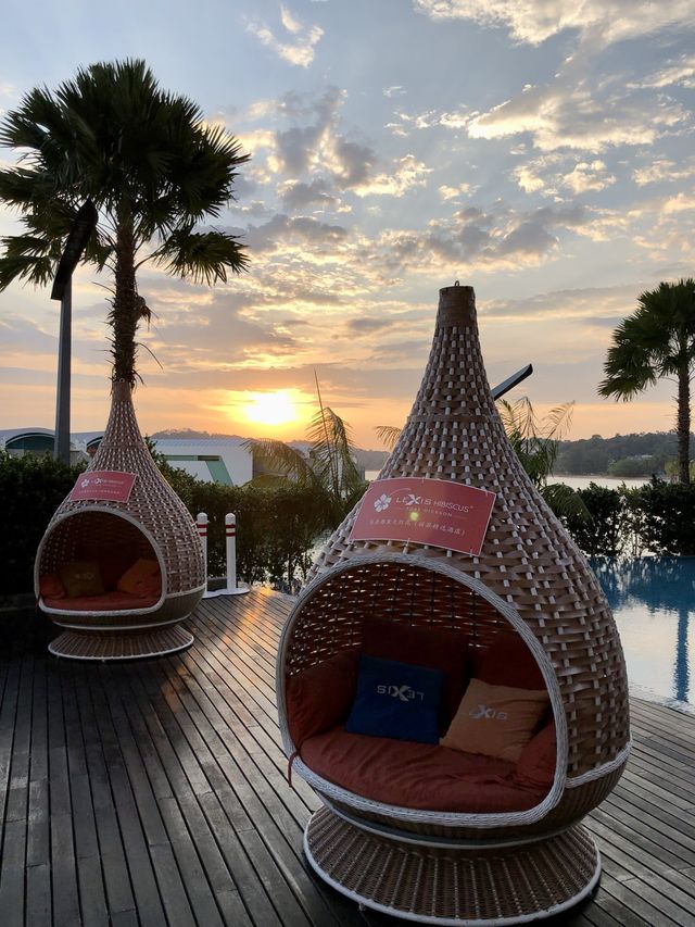 Too lazy for Maldives? Try this.