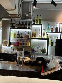 "尖沙咀Hans Bar and Restaurant"