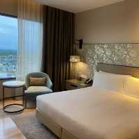 โรงแรม 5 ดาว กลางใจเมืองระยอง Holiday Inn & Suite