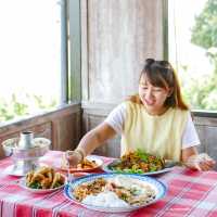 เฮือนฝ้ายคำ ร้านอาหารที่เชียงคาน