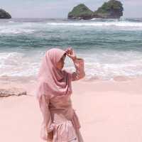 GOA CINA BEACH JAWA TIMUR