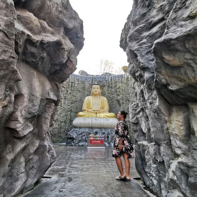 วัดหลักสี่ราษฎร์สโมสร