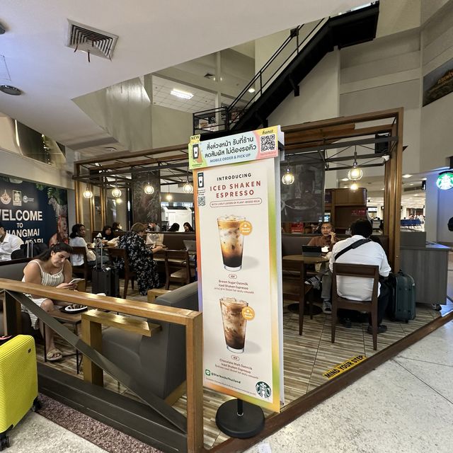 Starbucks สาขาสนามบินเชียงใหม่
