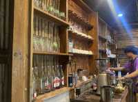 two season home ดื่มกาแฟในยามเช้า ณ ยี่งอ