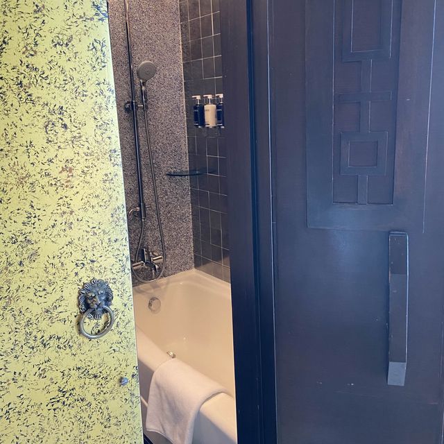 上環站5分鐘到達蘭桂坊九如坊酒店🏨