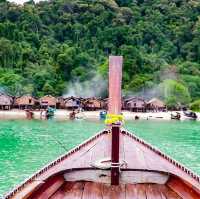 หมู่บ้านมอแกน หมู่เกาะสุรินทร์