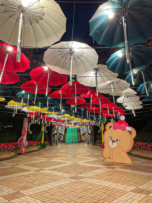 동화 마을 속 불빛 축제에 초대된 듯한 이월드 일루미네이션 🎅🏻⛄️🤍