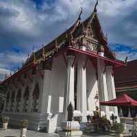 วัดพิชัยสงคราม (วัดนอก) วัดดังเมืองปากน้ำ