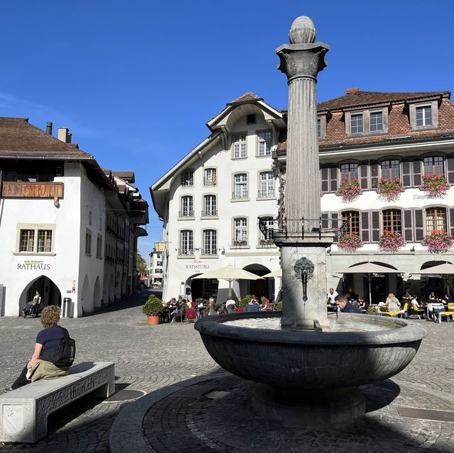 Thun - gateway to the snow mountains 🇨🇭